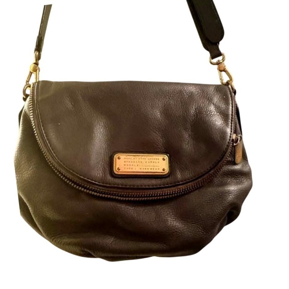 Marc by Marc Jacobs Classic Q Natasha Leather Crossbody Bag Black Gold Hardware